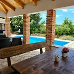 Homes Sintija