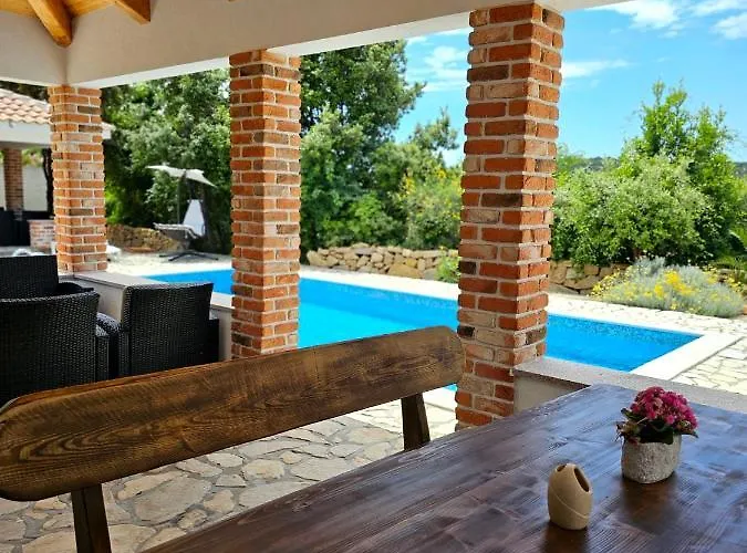 Homes Sintija