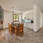 Homes Sintija Vakantiehuis