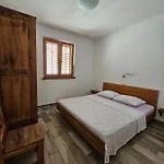 Homes Sintija 度假居 Kampor
