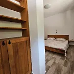 Homes Sintija * Kampor