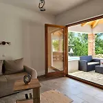 度假居 Homes Sintija *