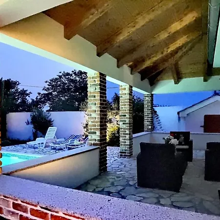 Homes Sintija *