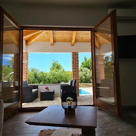 Homes Sintija
