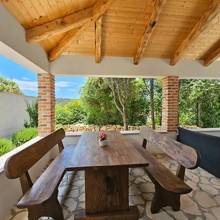 Casa de Férias Homes Sintija Kampor