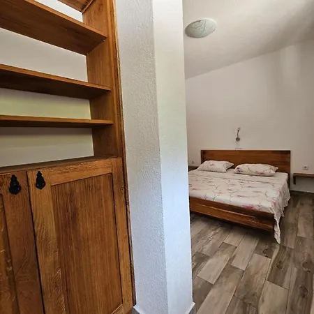 Homes Sintija * Kampor