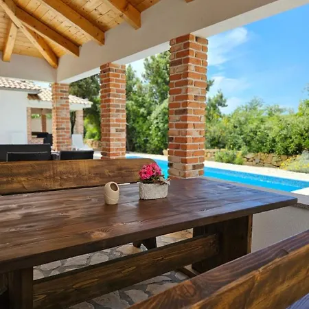 Homes Sintija *