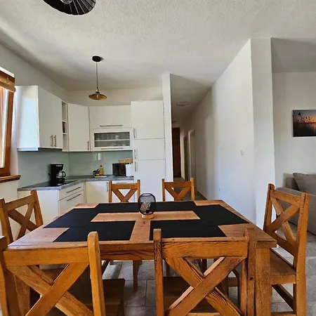 Casa de Férias Homes Sintija Kampor