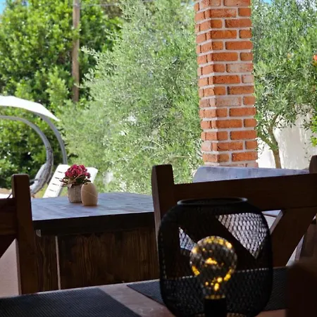 Homes Sintija Kampor